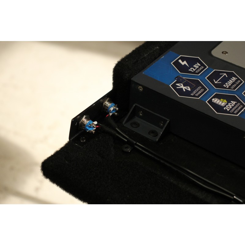 300 SERIES PLUG AND PLAY LITHIUM 105AH 